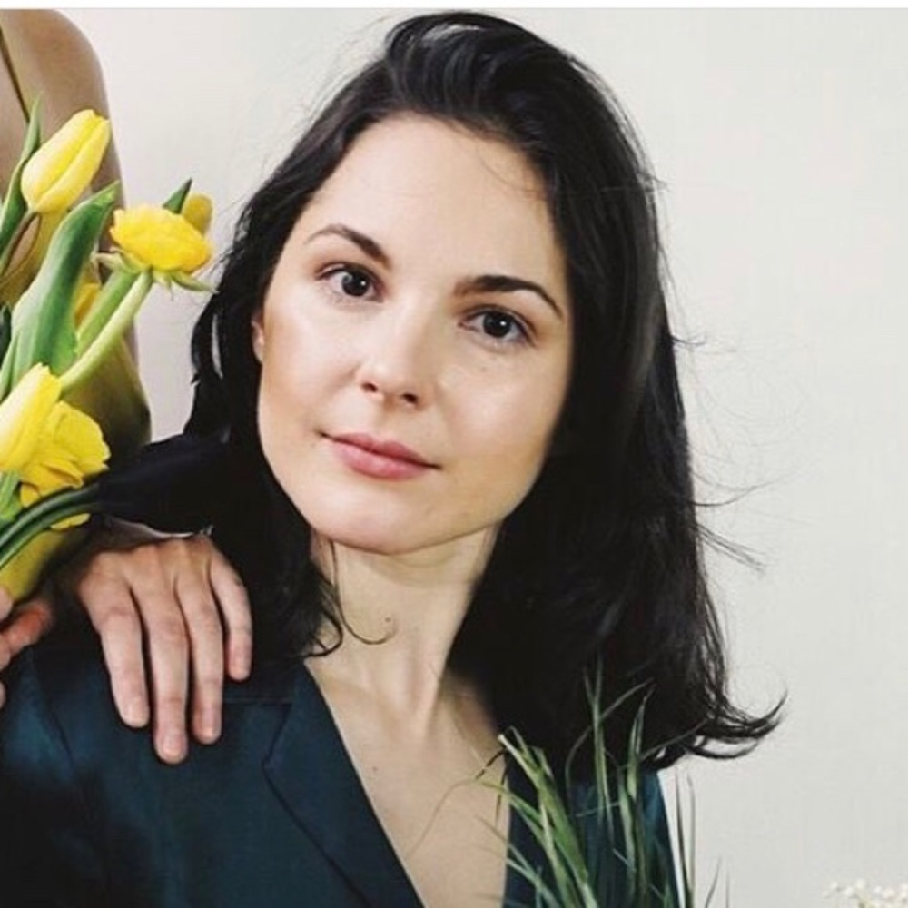 Meet your Posher, Ana